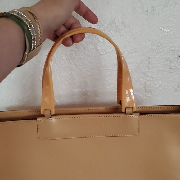 La Marthe Tan Tote Bag with Lucite Plastic Handles - Picture 2 of 14